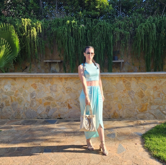 LIVE SHOW LISTING - Picture 5 of 5